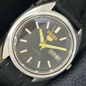 Vintage 1973 Seiko Automatic Mens Silver Watch W/daydate & Gold accents